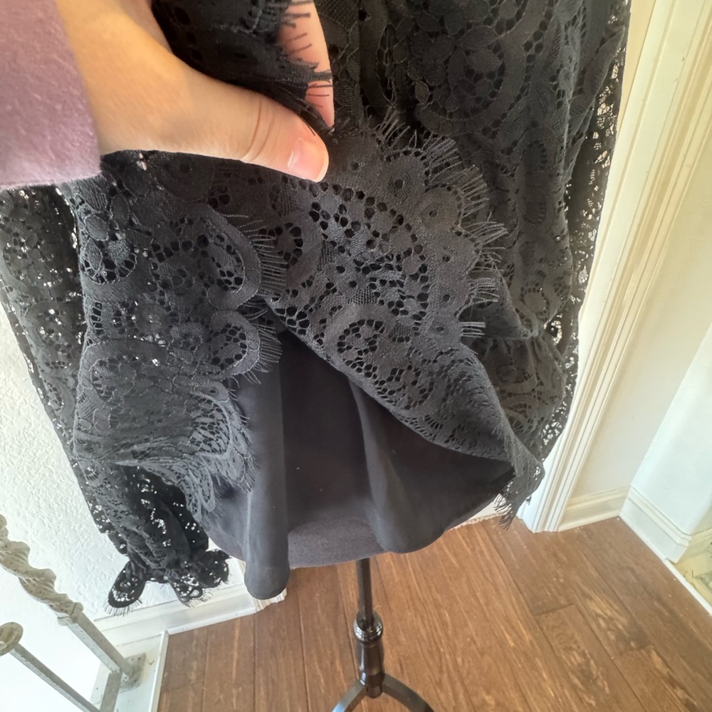 Lilly Pulitzer Sz XL Jacelynne Black Lace Top Peplum Ruffle Onyx - Picture 9 of 10